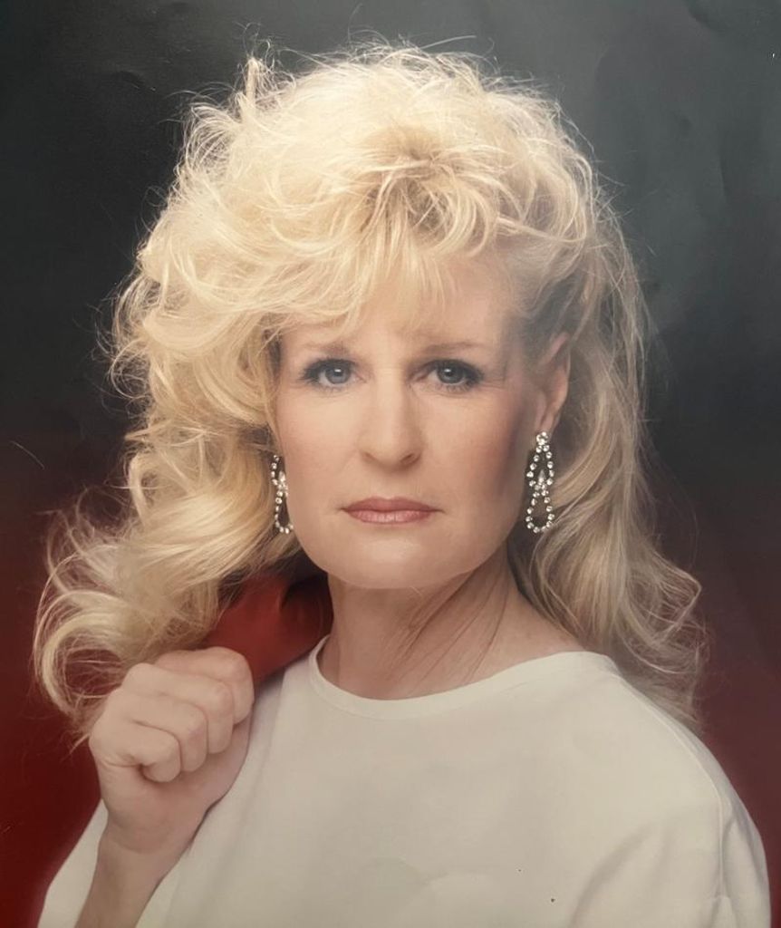 Billie "Dee" Delores Rutledge Profile Photo