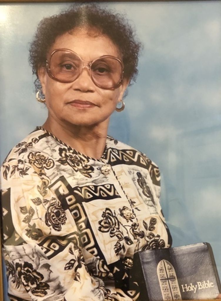 Lena Jones 91 Profile Photo