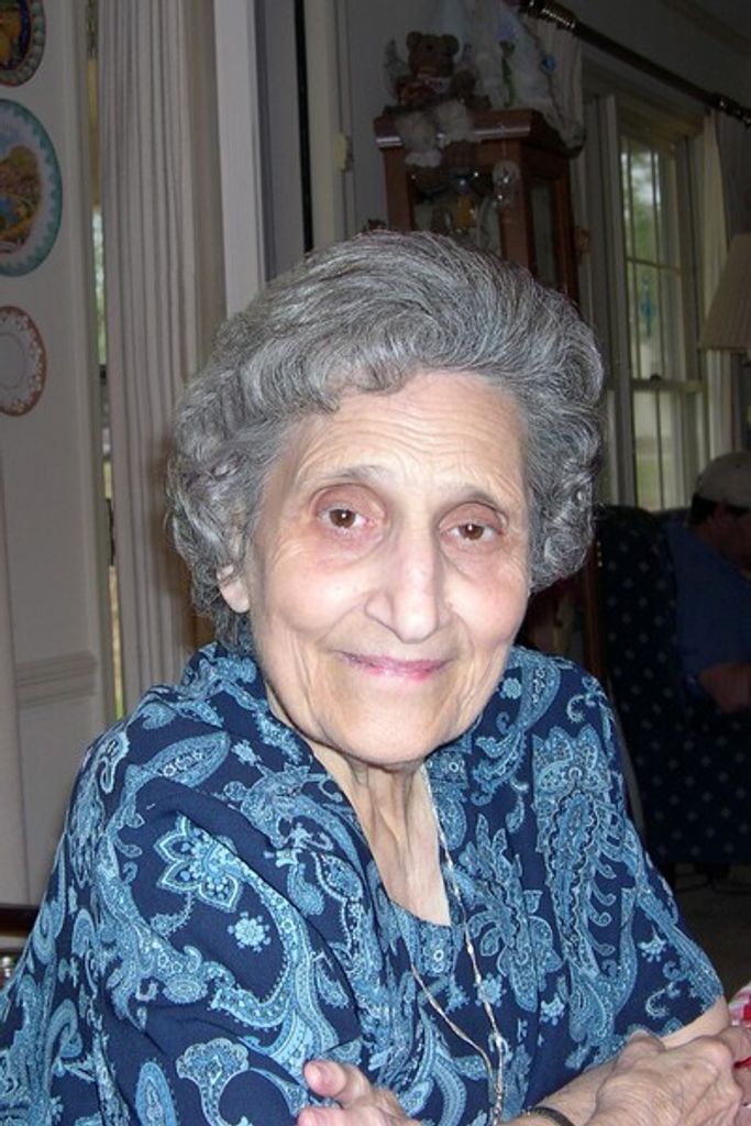 Teny Priscilla Tuminello Profile Photo