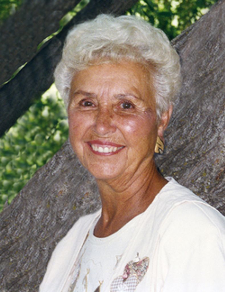 Ellie Tate