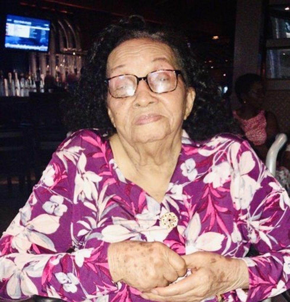 Ms. Daphne Miller
