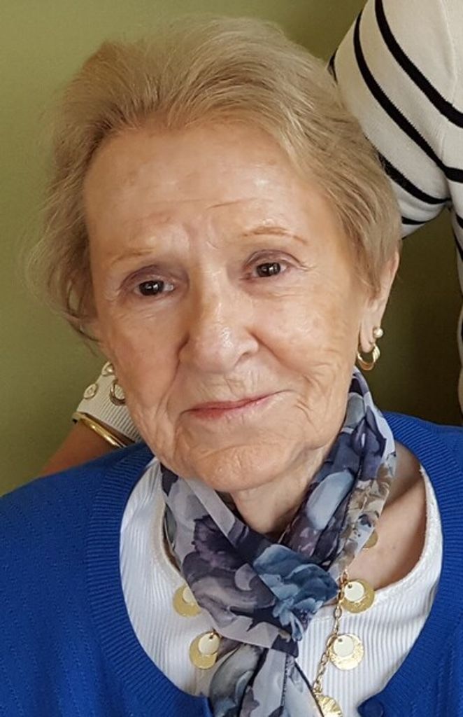 Beverly Vigue Profile Photo