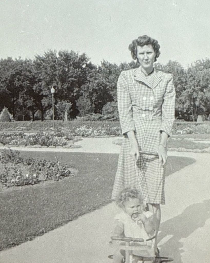 Carolyn Louise Stott