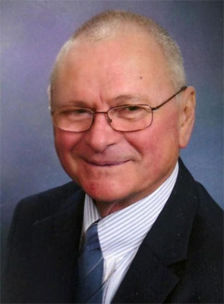 Charles Edward Mills Profile Photo