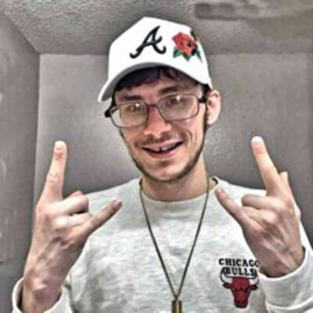 Tyler Ray Avis Profile Photo