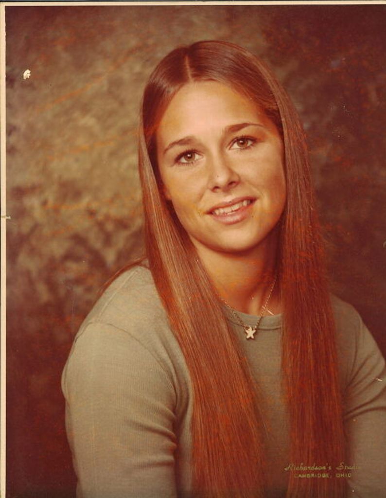 Beth Ann (Lucas)  Cross Profile Photo