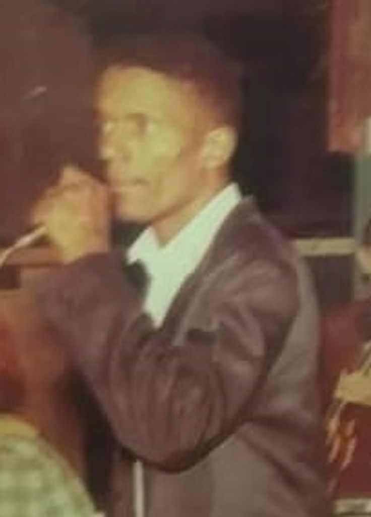 Johnny Carr Profile Photo