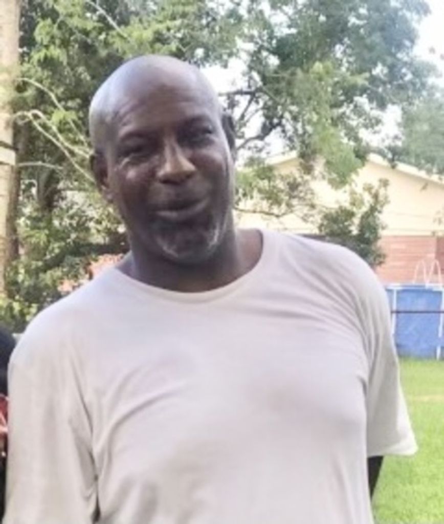 Robert Lee Robertson, Jr. Profile Photo