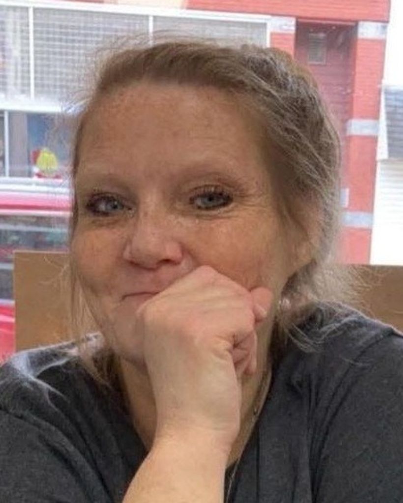 Heidi L. Villeneuve Profile Photo