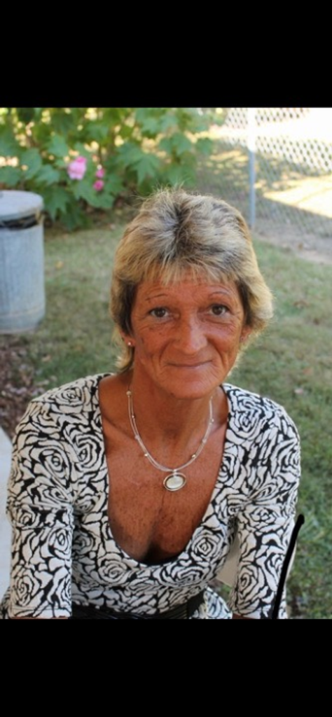 Tina Marie (Kinney)  Moir