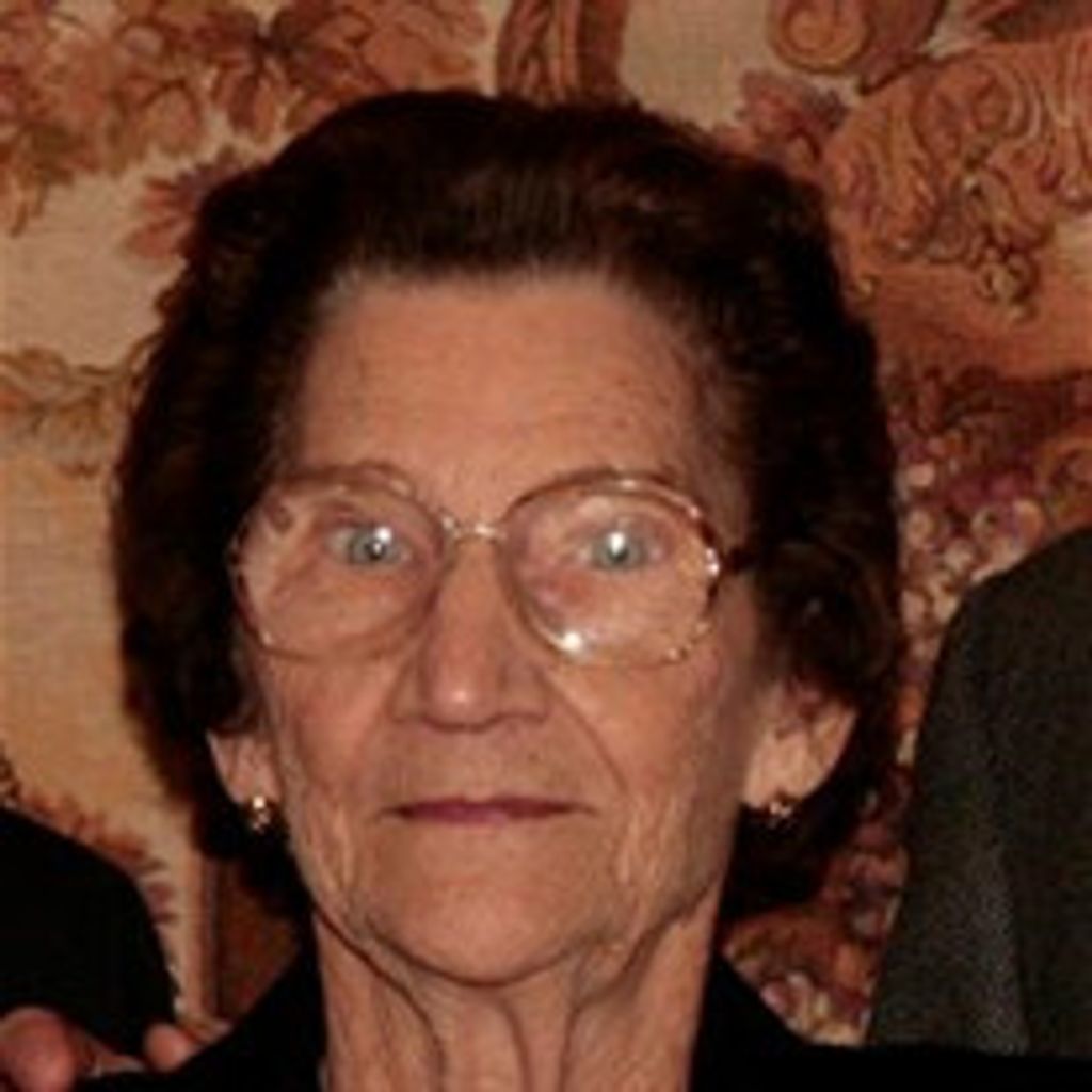 Evelyn Rose Caro