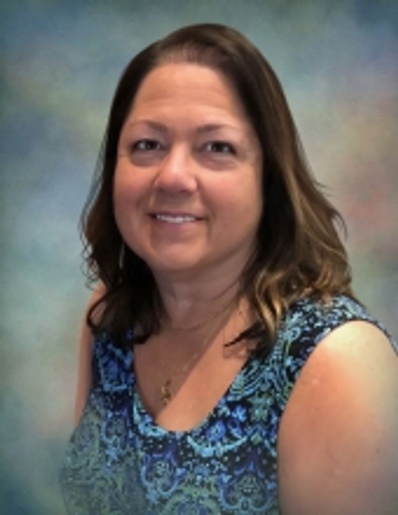 Donna Kurcsics Profile Photo