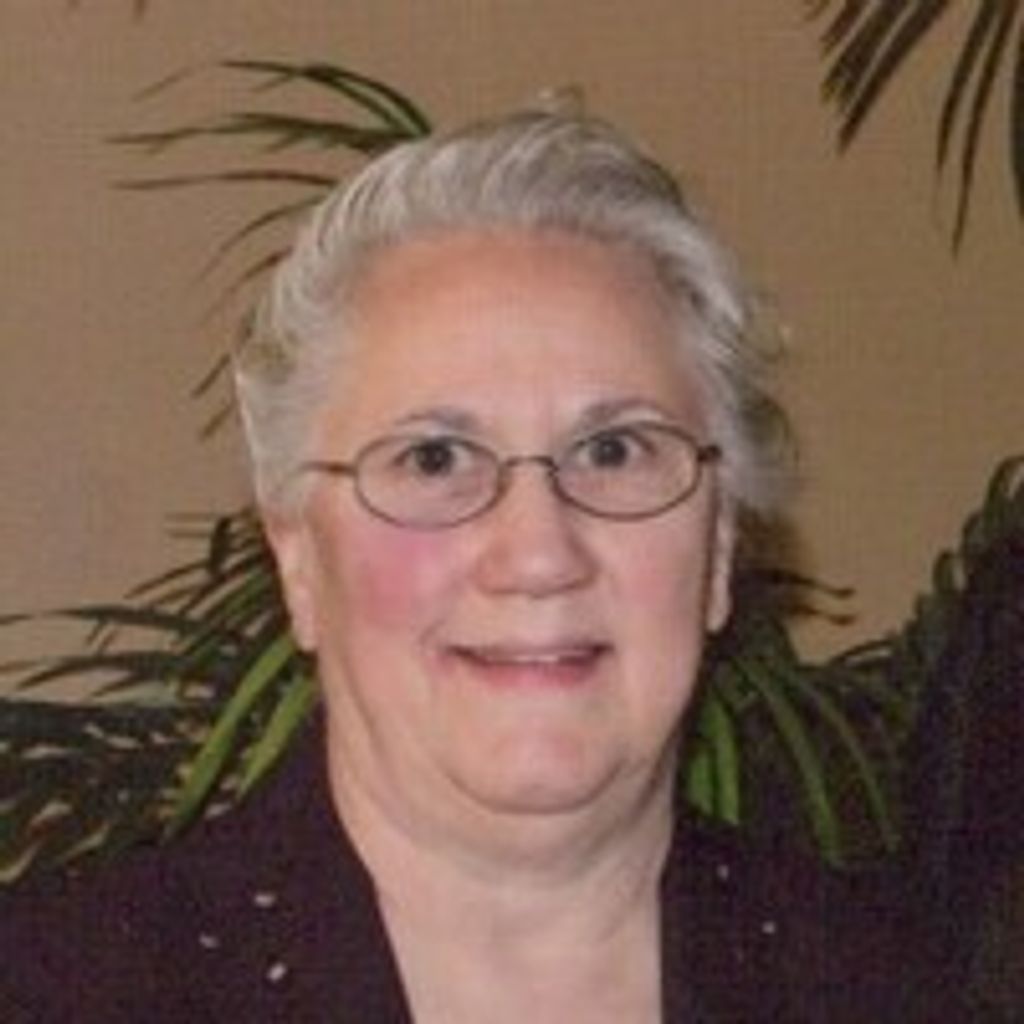 Linda Sue Holt