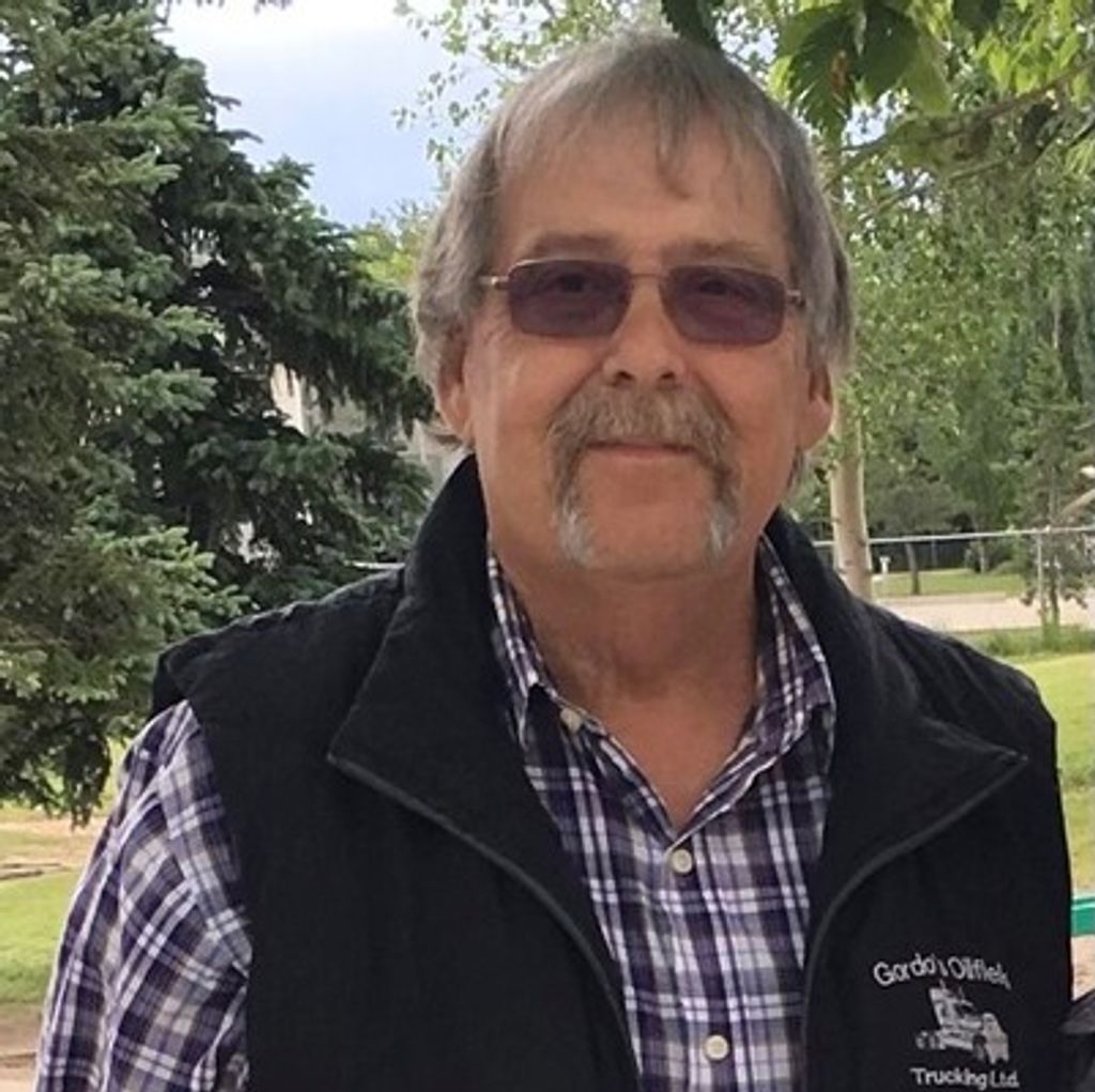 Gordon Clayton Walker Profile Photo