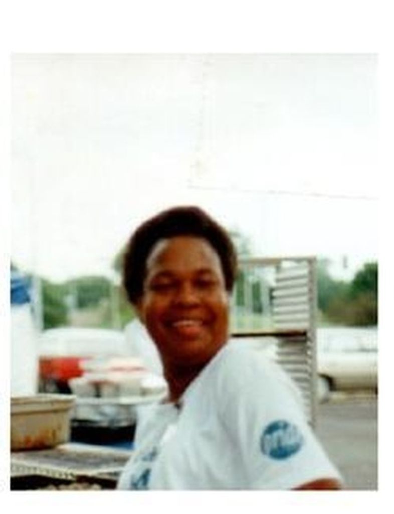 Lucy Mae Edwards Profile Photo