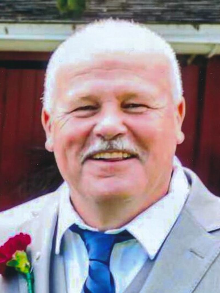 Steven Thomas Wiater Profile Photo