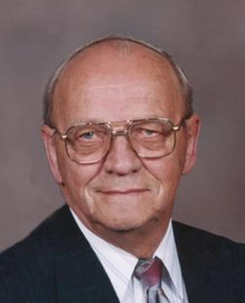 Marvin H Klassen
