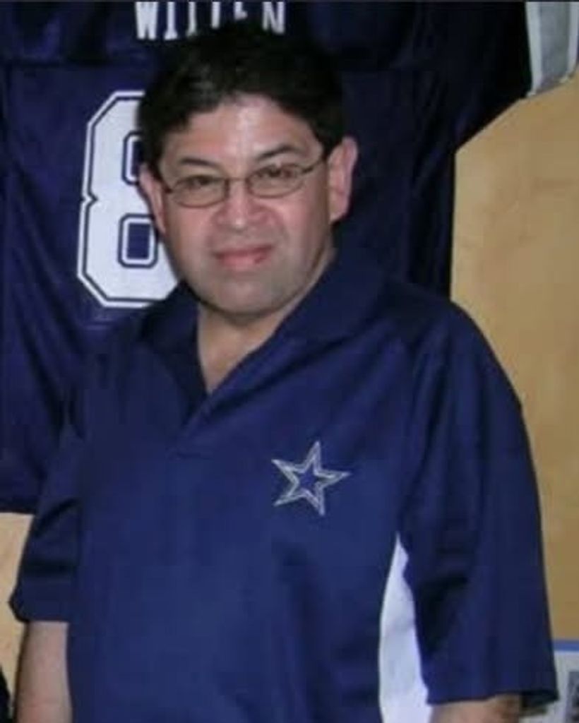 Julian Guzman Gallardo Jr. Profile Photo