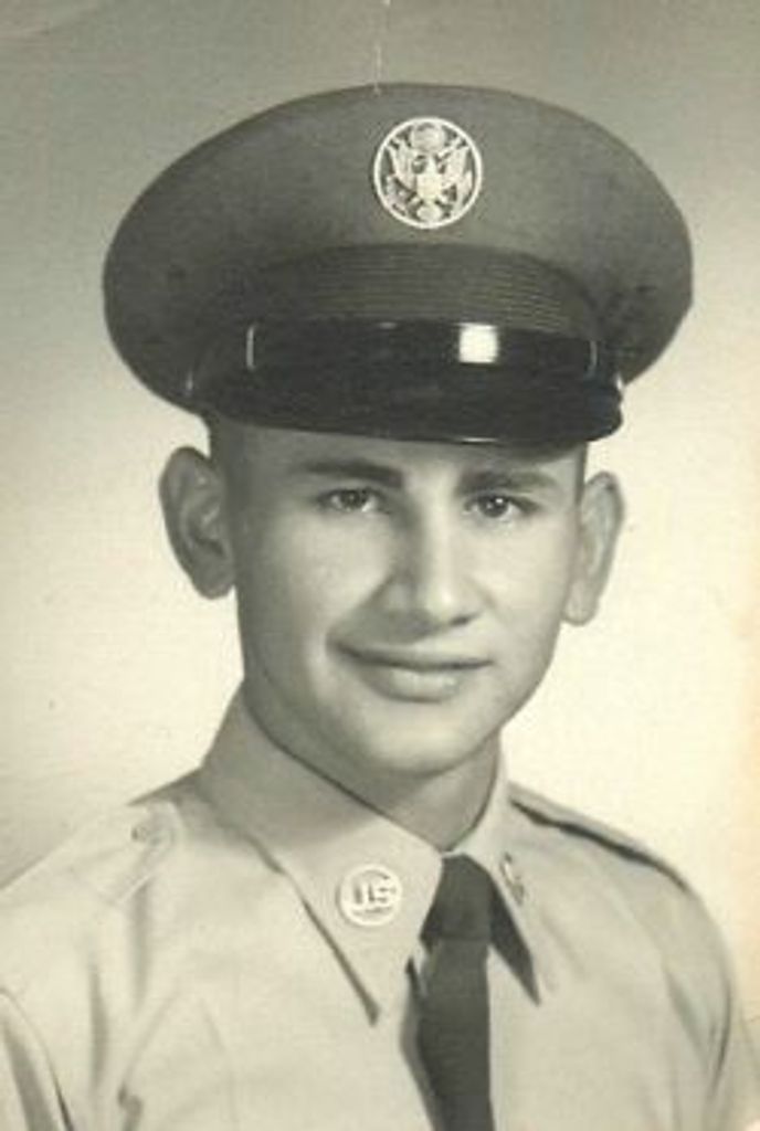 Ernesto Torres Profile Photo
