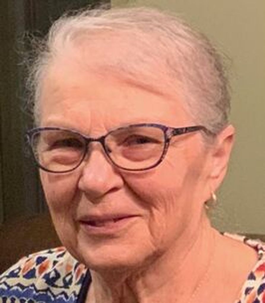 Carolyn Smith Profile Photo