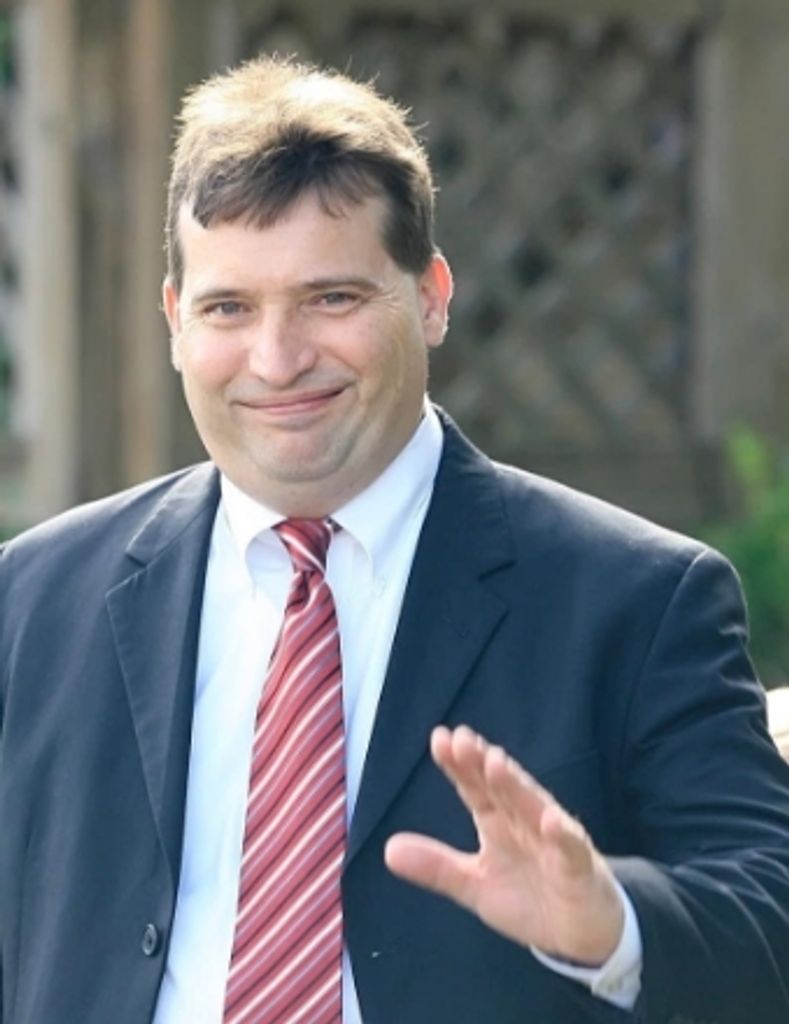 Robert Dee Elliott