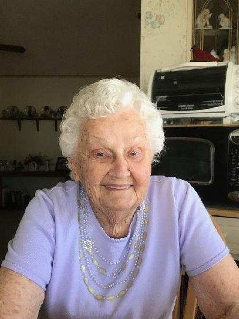 Bernadine  Hoefer