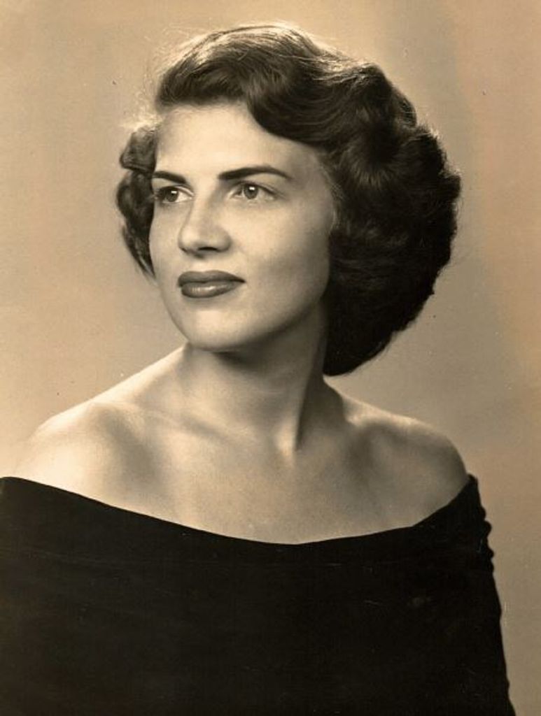 Gloria Ann (Thompson)  Wincek