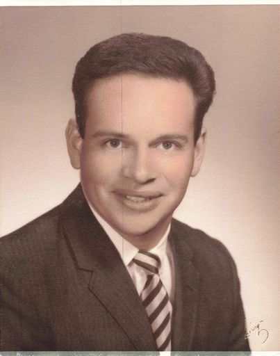 Douglas E. Macdonald photo gallery thumbnail 4 of 132