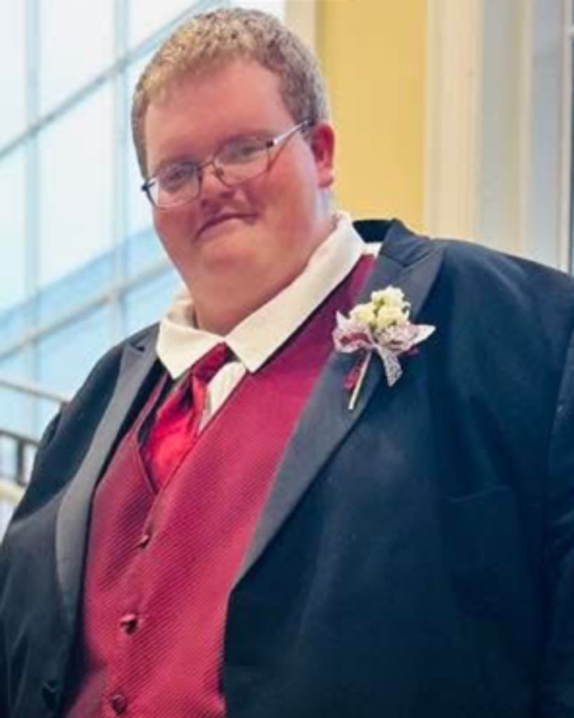 Walker Daniel Muesall-Johnson Profile Photo