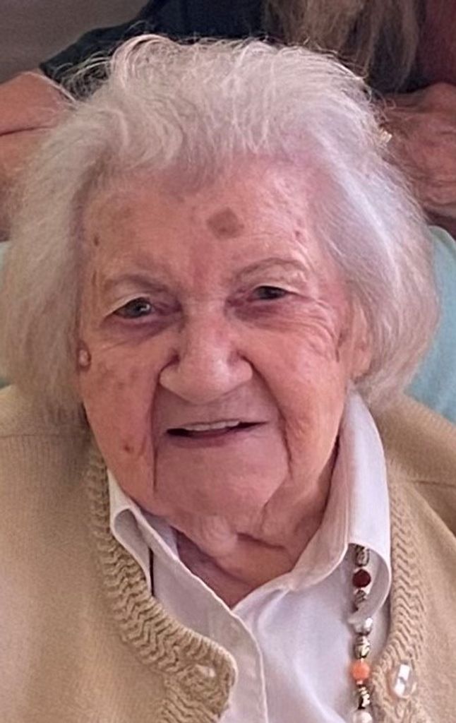 Mary M (Laspada)  Russo Profile Photo