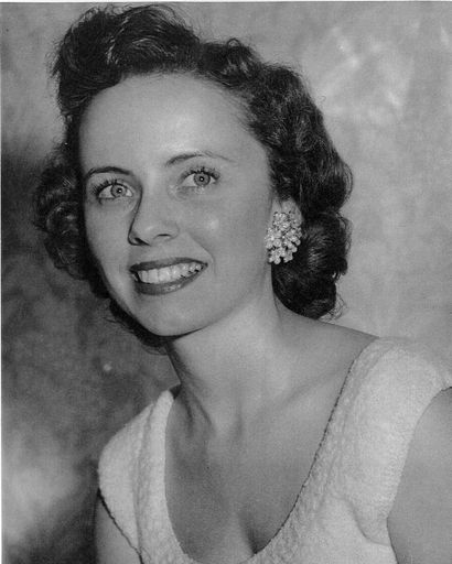 Mary Elyn Pierce's obituary image