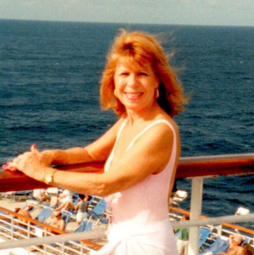 Loretta Eva Lazo