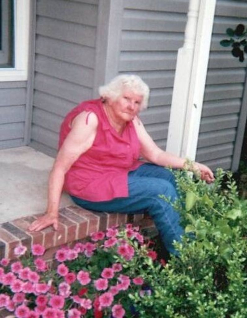 Pearl "Ruth" Hines, of Harriman formerly of Morgan Co., TN Profile Photo