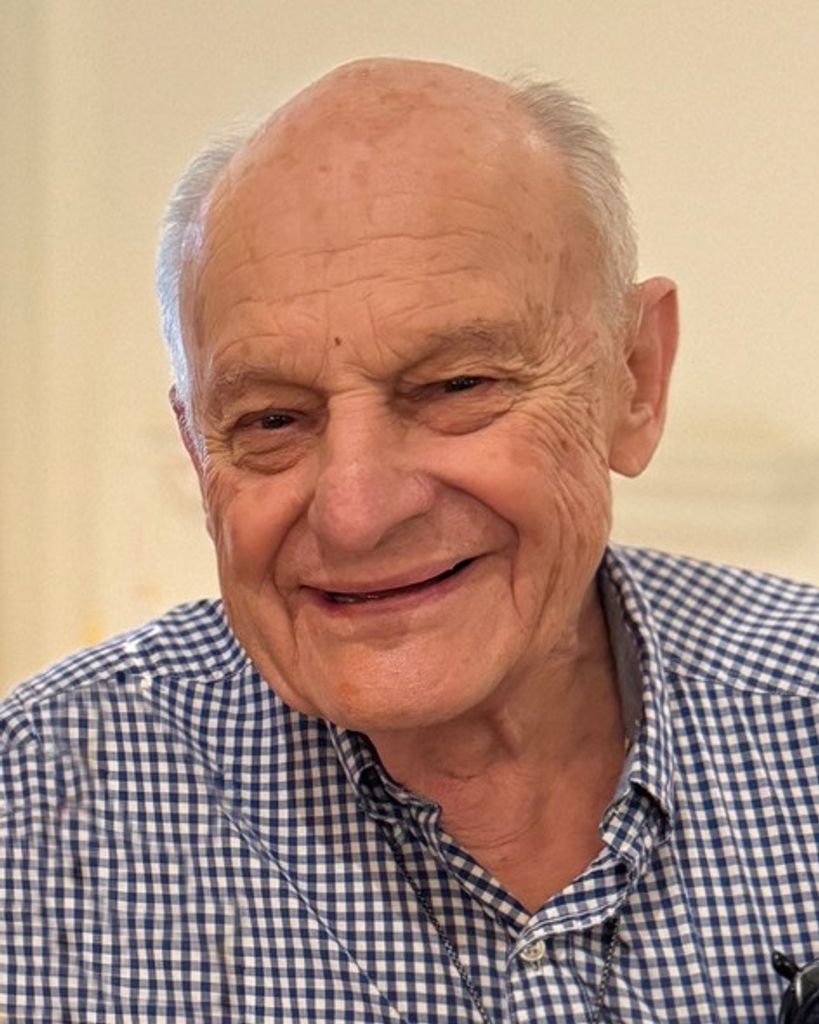 Thomas Lincoln Holroyd Profile Photo