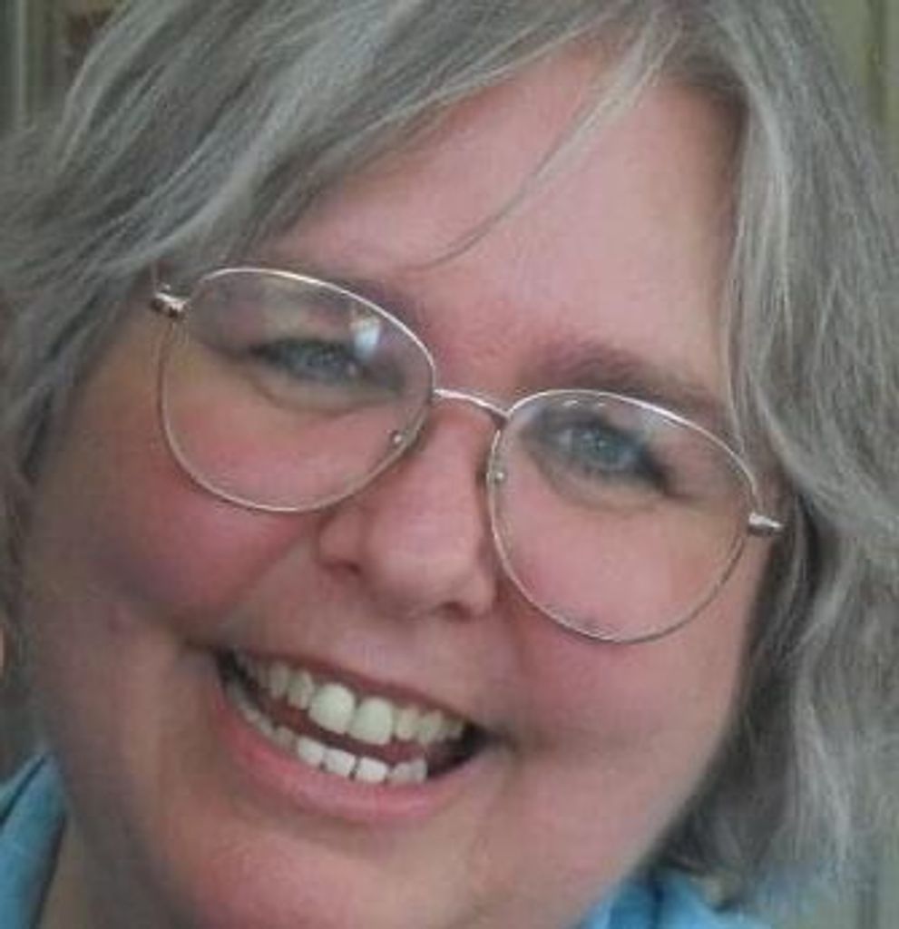 Carolyn Jo Wolfe Profile Photo