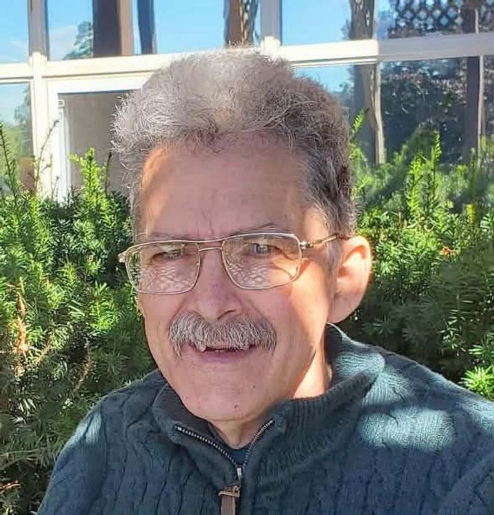 Robert Gordon "Rob" Clarke Profile Photo