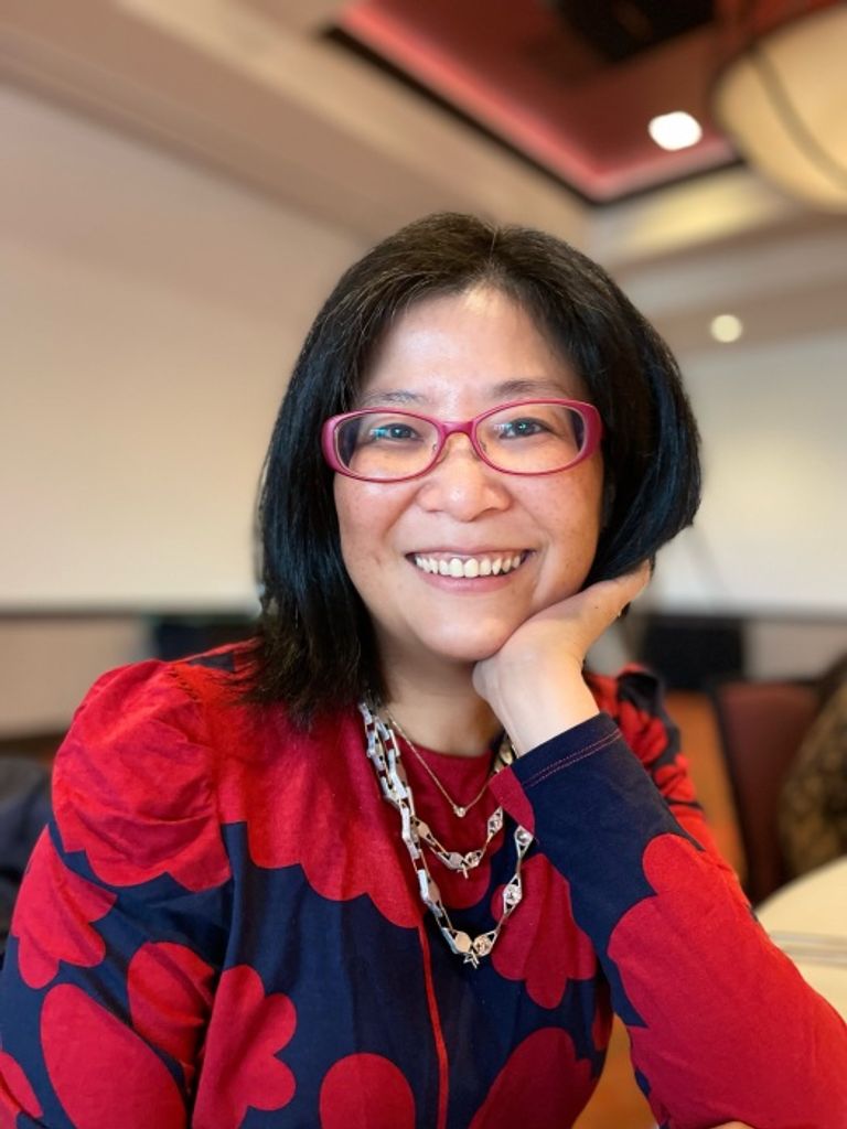 Tzufeng Liu