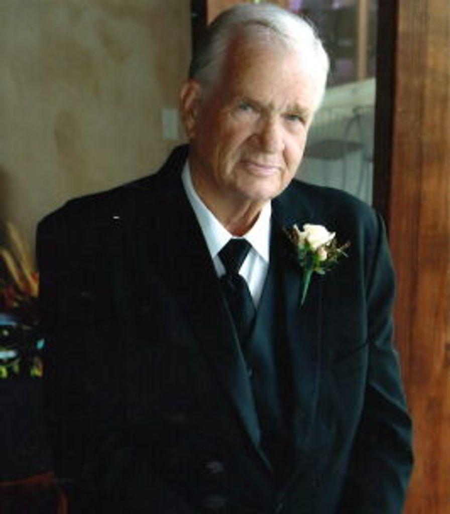 Tom "Yogi"  Boyer