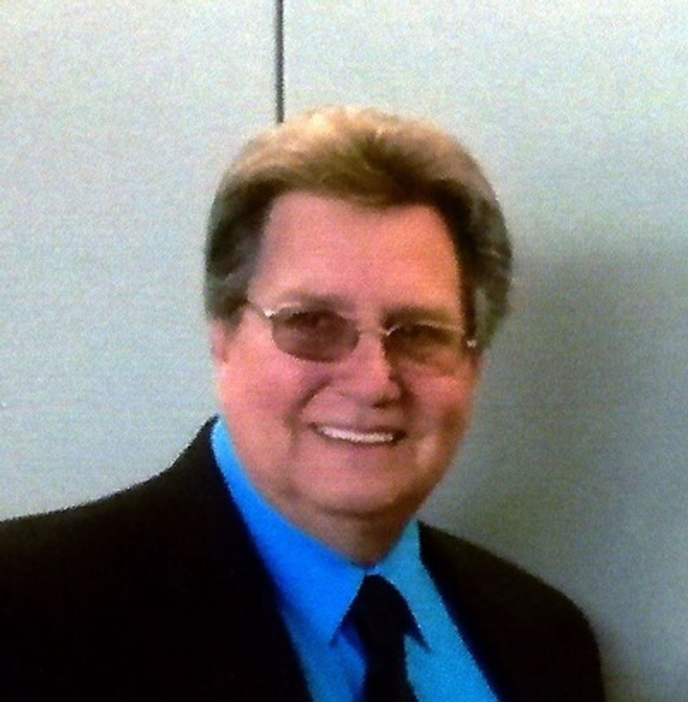 Bruce Hronesz Profile Photo