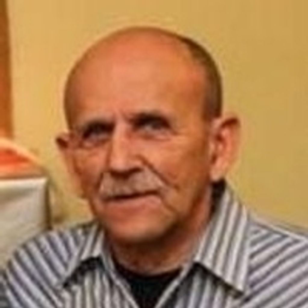 Paul Holonia