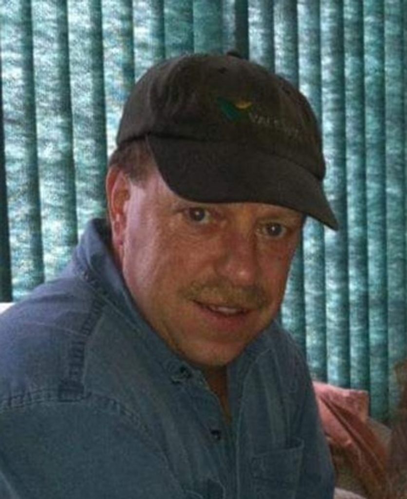 Warren Harnett Profile Photo