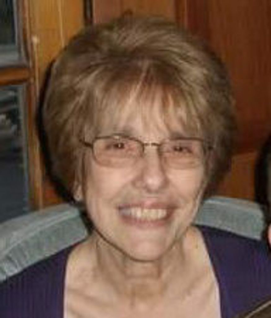MARY ANN A De VINCENTIS Profile Photo