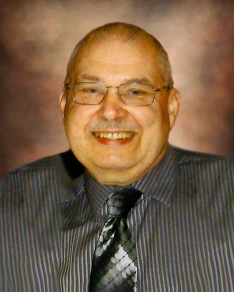 Robert "Bob" Eugene Willis