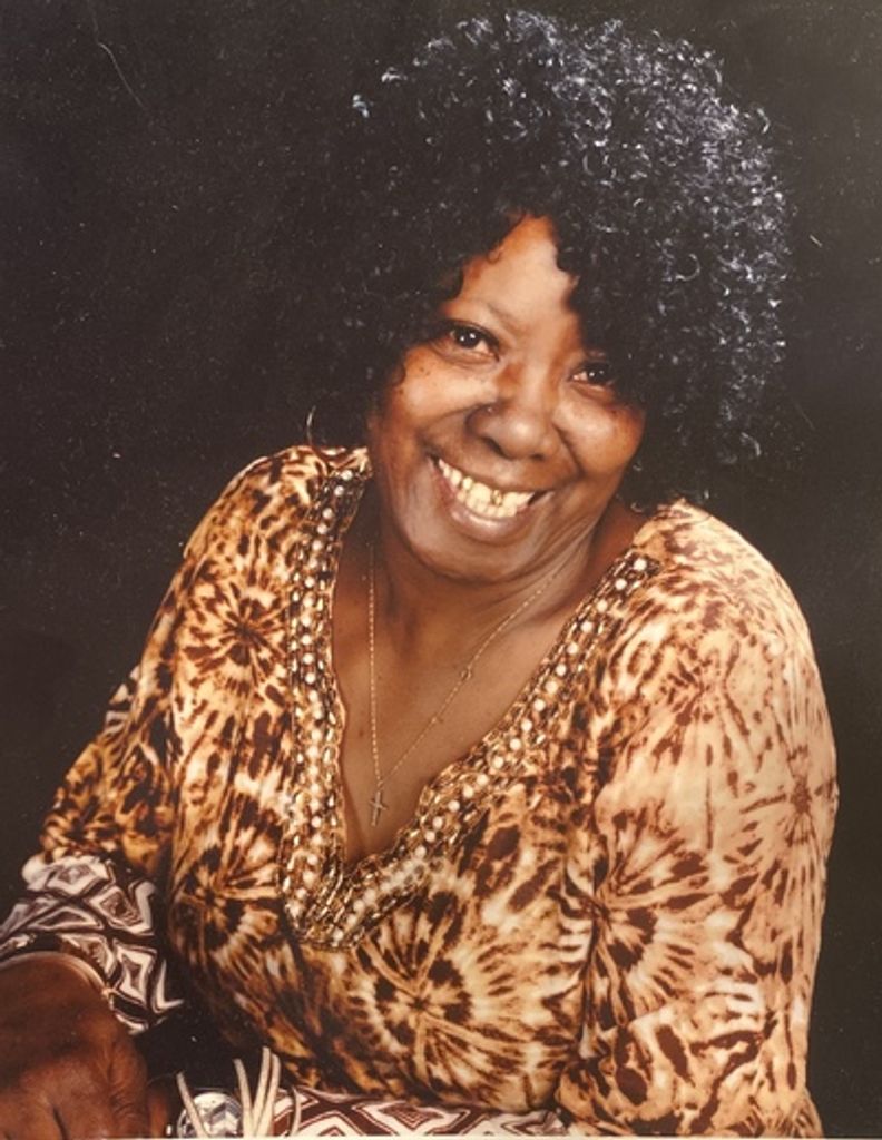 Edith Yvonne Houston Profile Photo