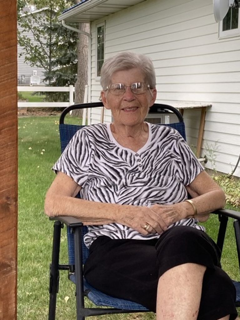 Sharon Hacker Profile Photo