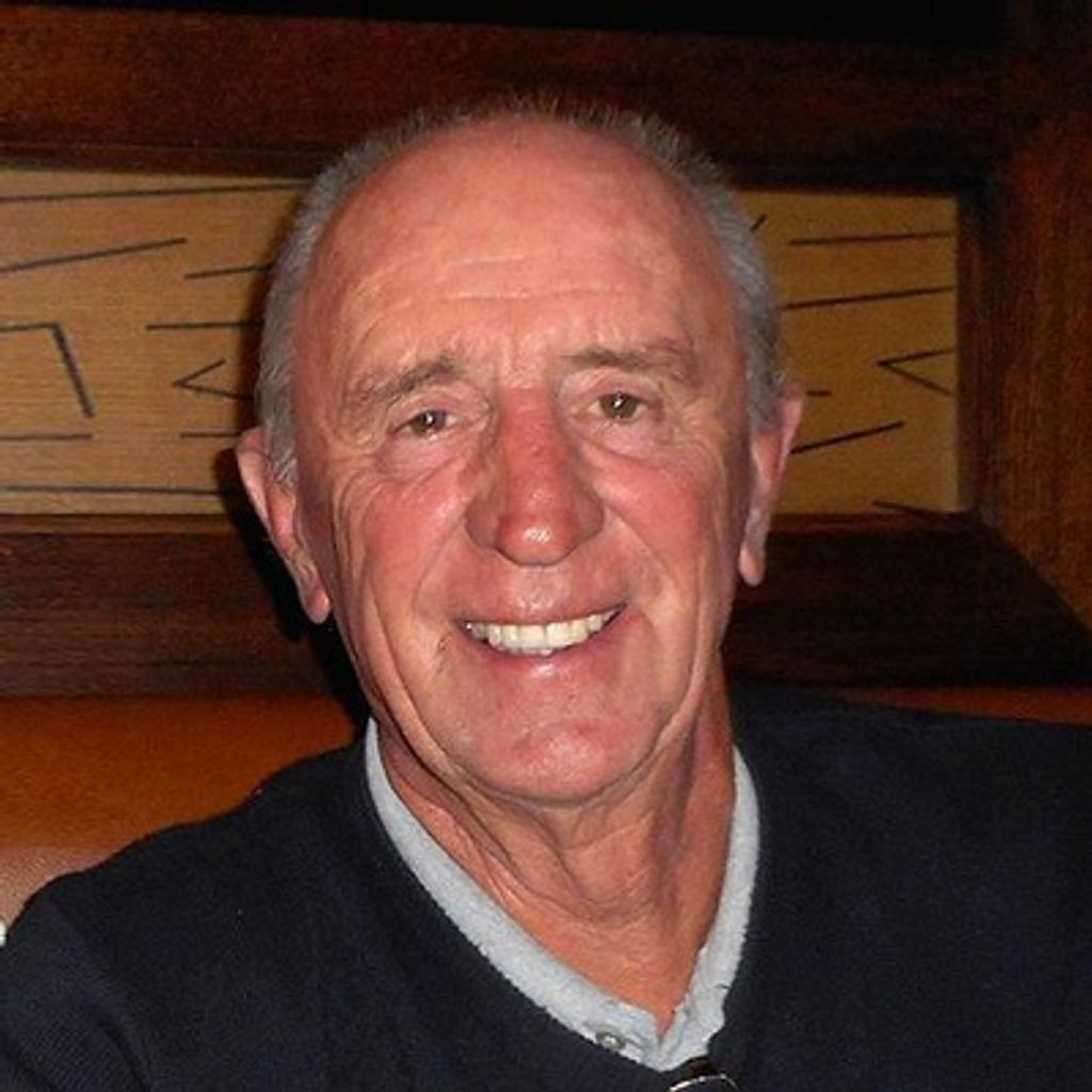 Ian Robertson Profile Photo