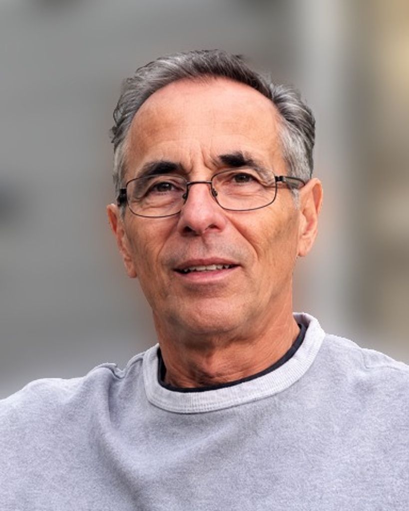 Joseph Yves Jean-Denis de-Léséleuc Profile Photo