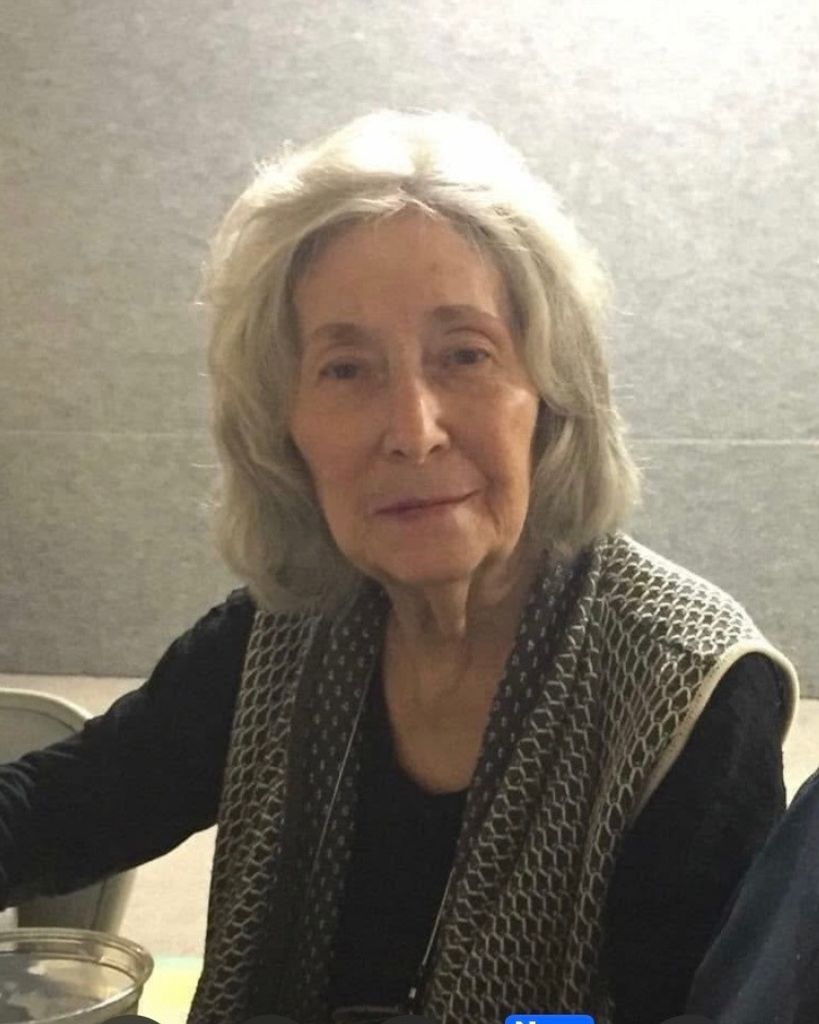 Nina Hayes Profile Photo