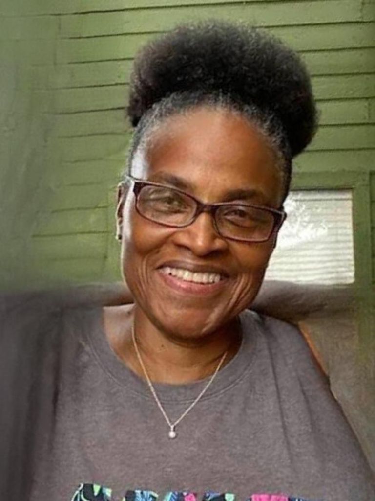 Debrah Ann Rochon Profile Photo