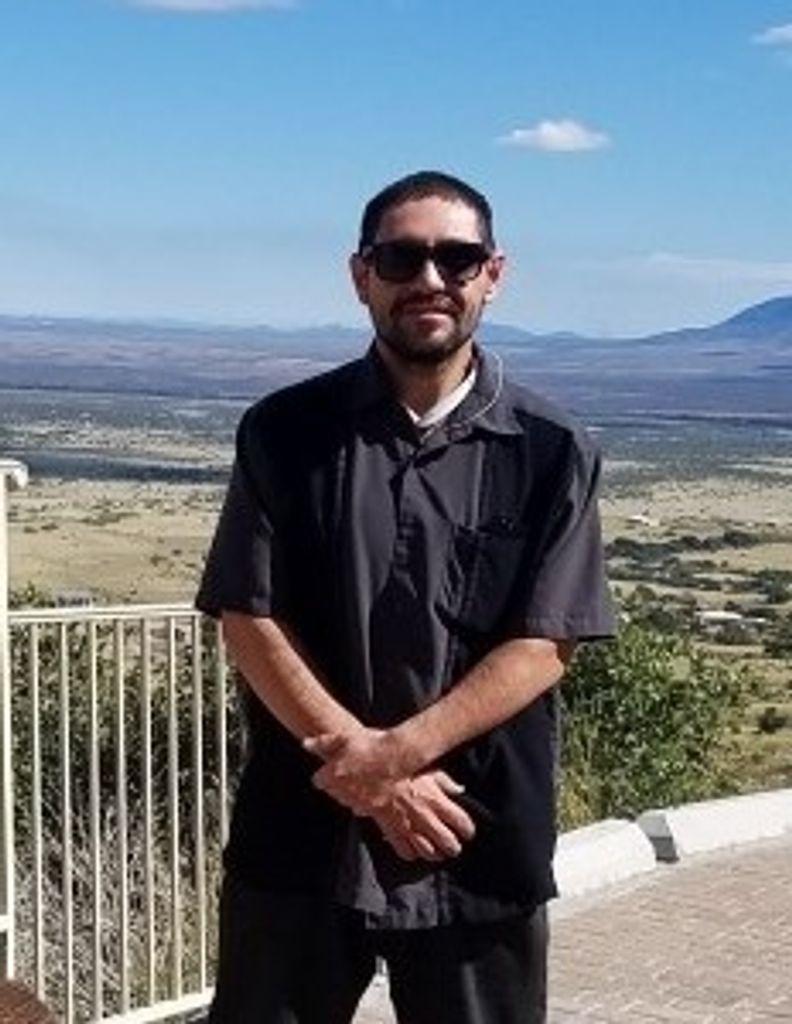 Michael Saiz